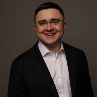 Юрист Артем Дмитренко