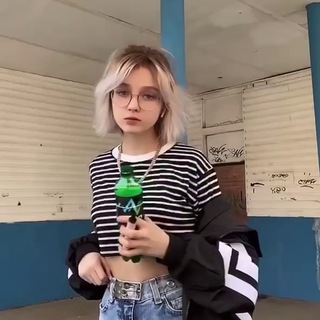 Даша Суднишникова 🔞